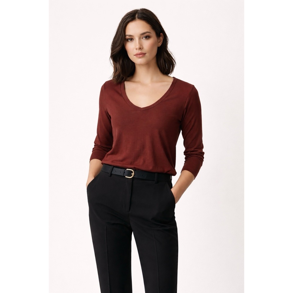 Standard James Perse Rust Red Size 2 Long Sleeve V-Neck Cotton Tee Minimalist